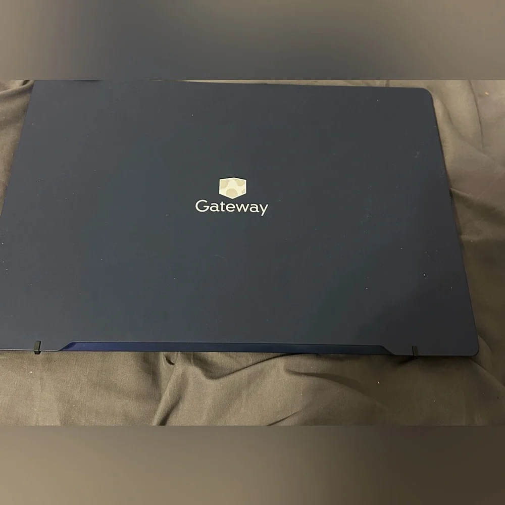Gateway ultra slim notebook